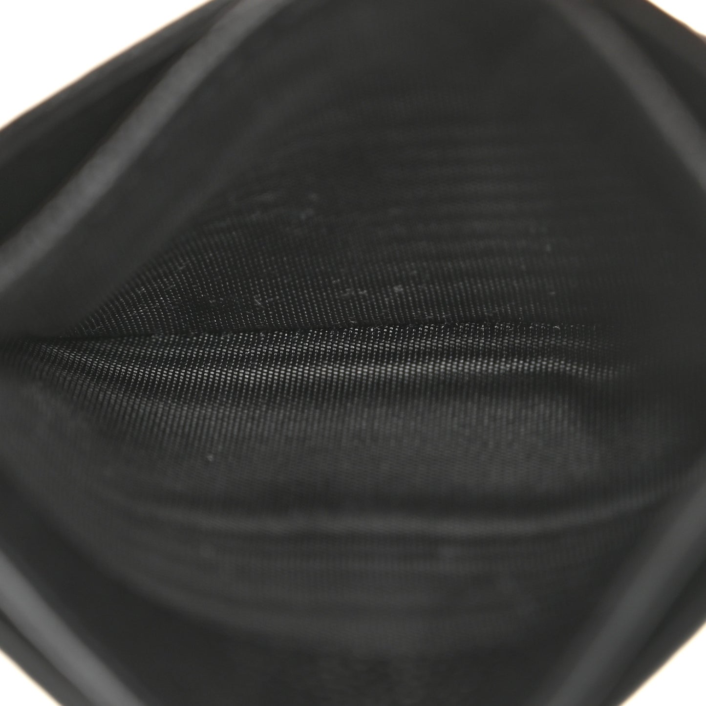 Grain De Poudre Matelasse Chevron Monogram Credit Card Case Black