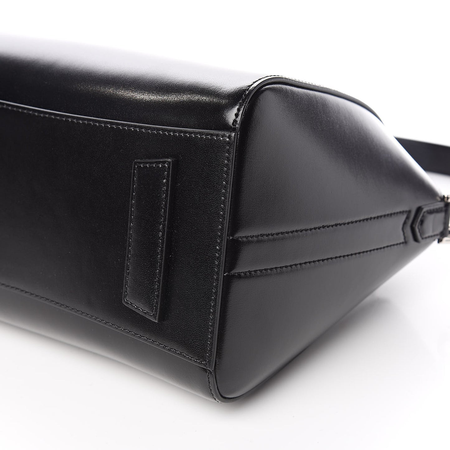 Shiny Lord Calfskin Small Antigona Black