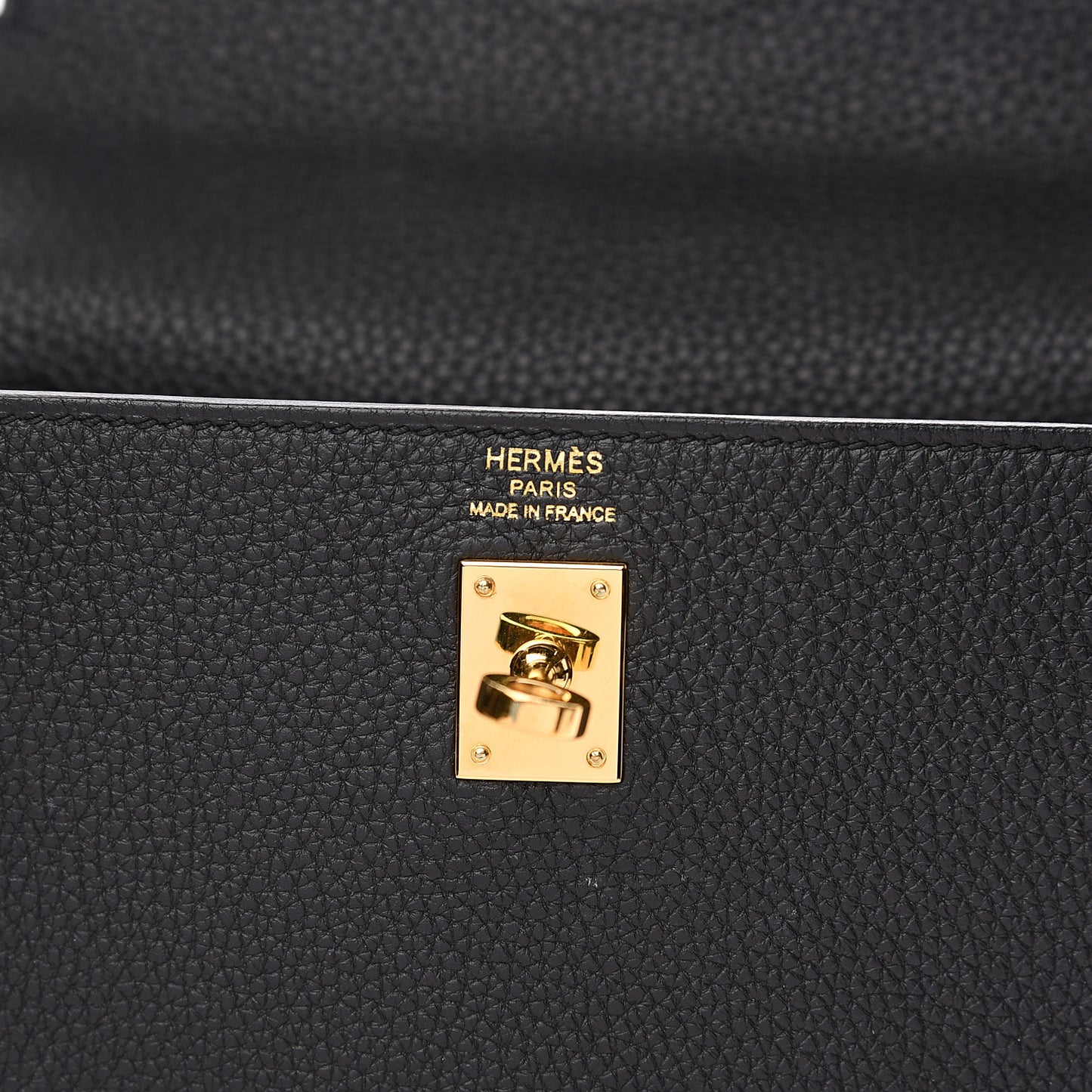Togo Kelly Retourne 25 Black
