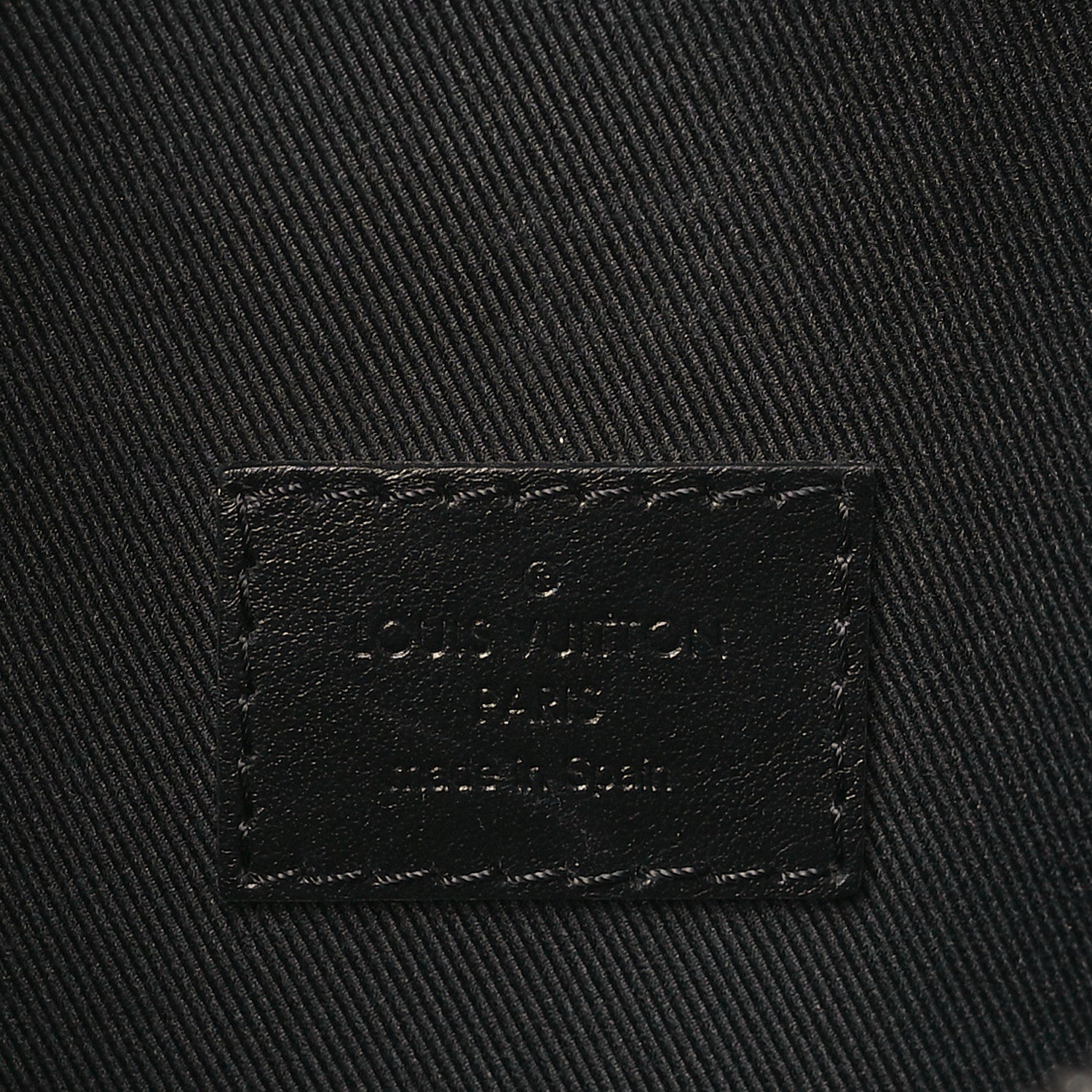 Louis Vuitton Monogram Eclipse Discovery Bumbag 6 of 9