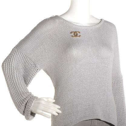 Chanel CC Brooch Light Gold 2 of 7