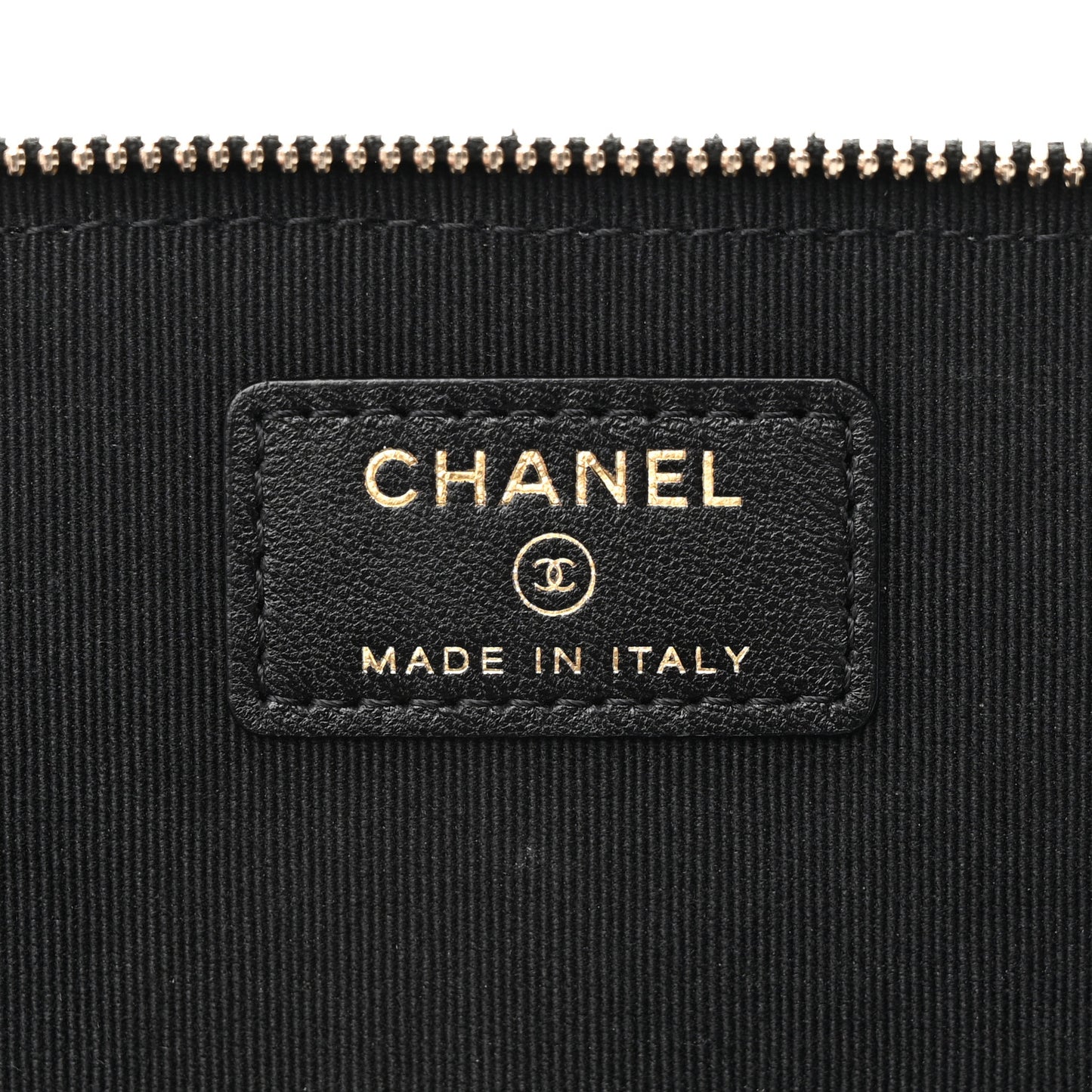 Lambskin Quilted Small Top Handle Vanity Case With Chain Black