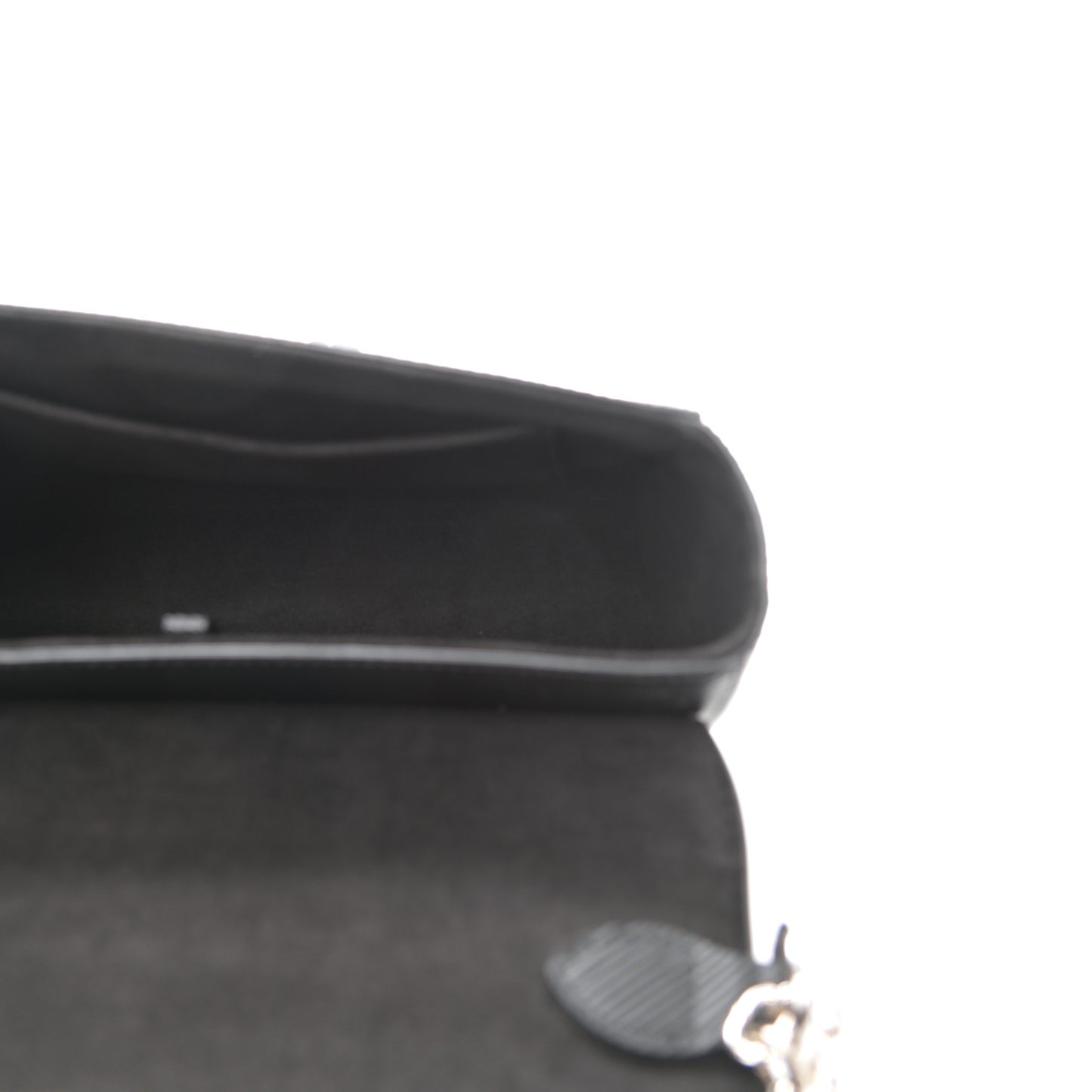 Epi Twist Shoulder Bag MM Black