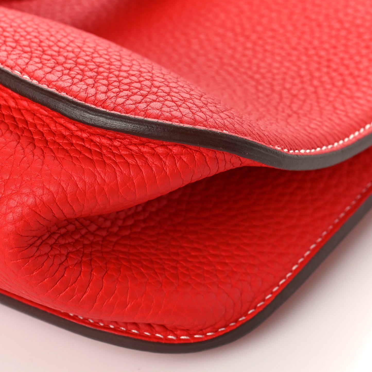 Taurillon Clemence Verso Halzan 31 GM Rouge Casaque Vermillion