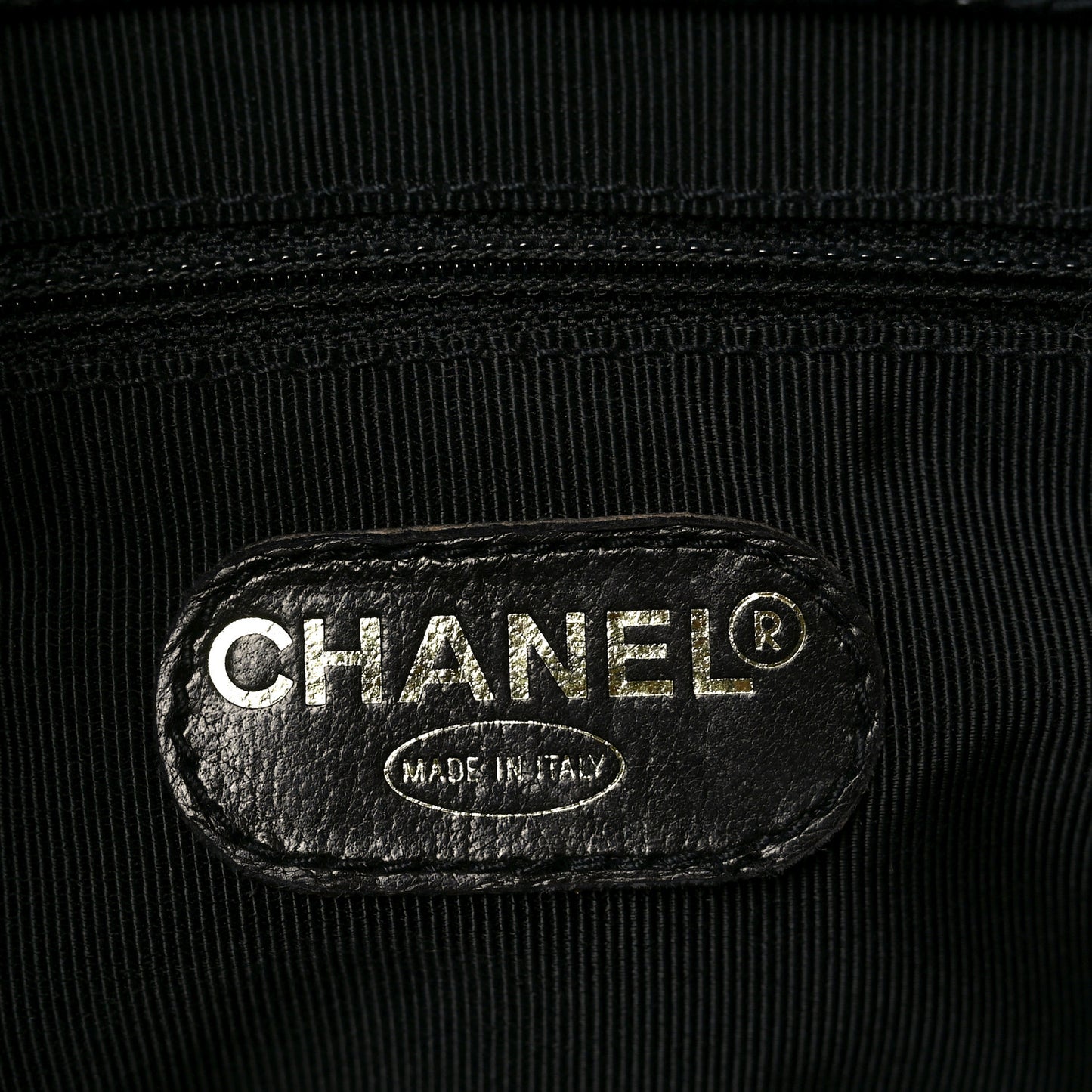 Caviar Embroidered Logo Shoulder Bag Black