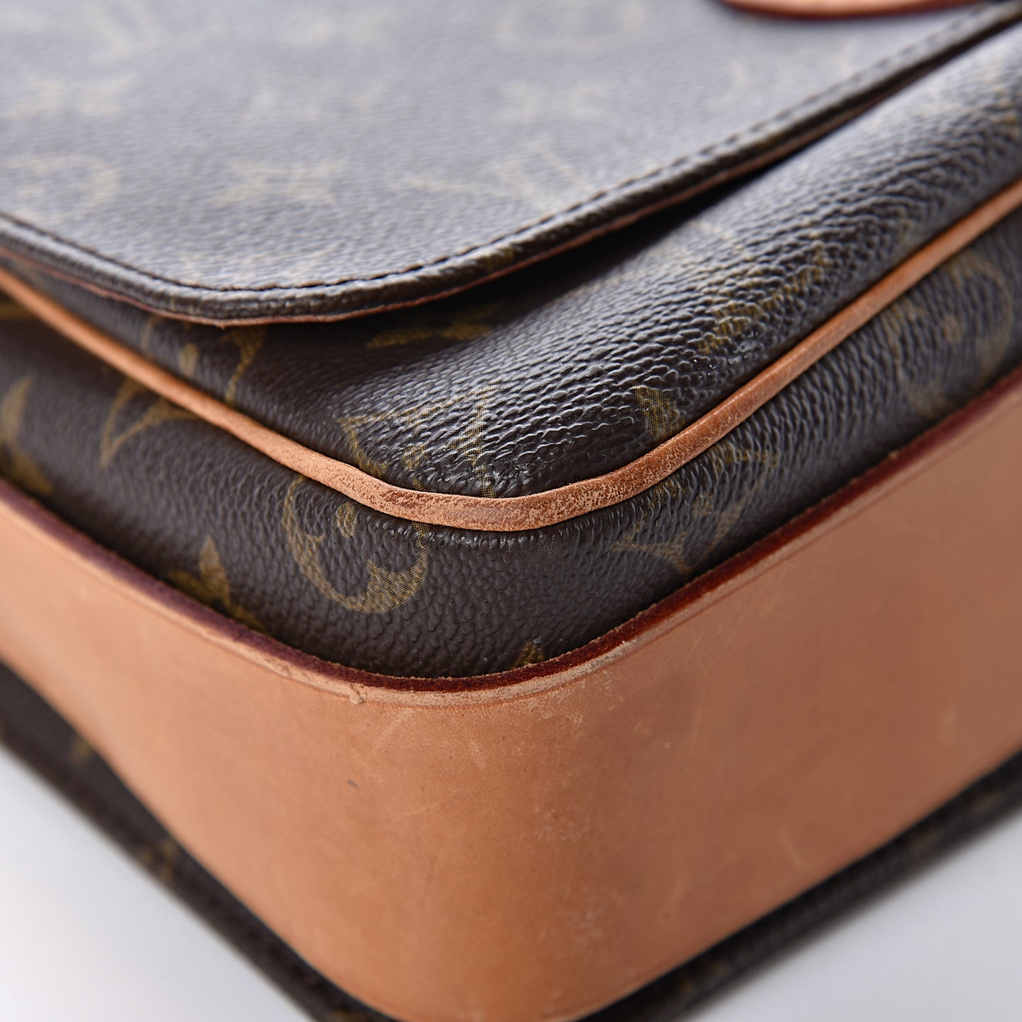 Monogram Cartouchiere 26