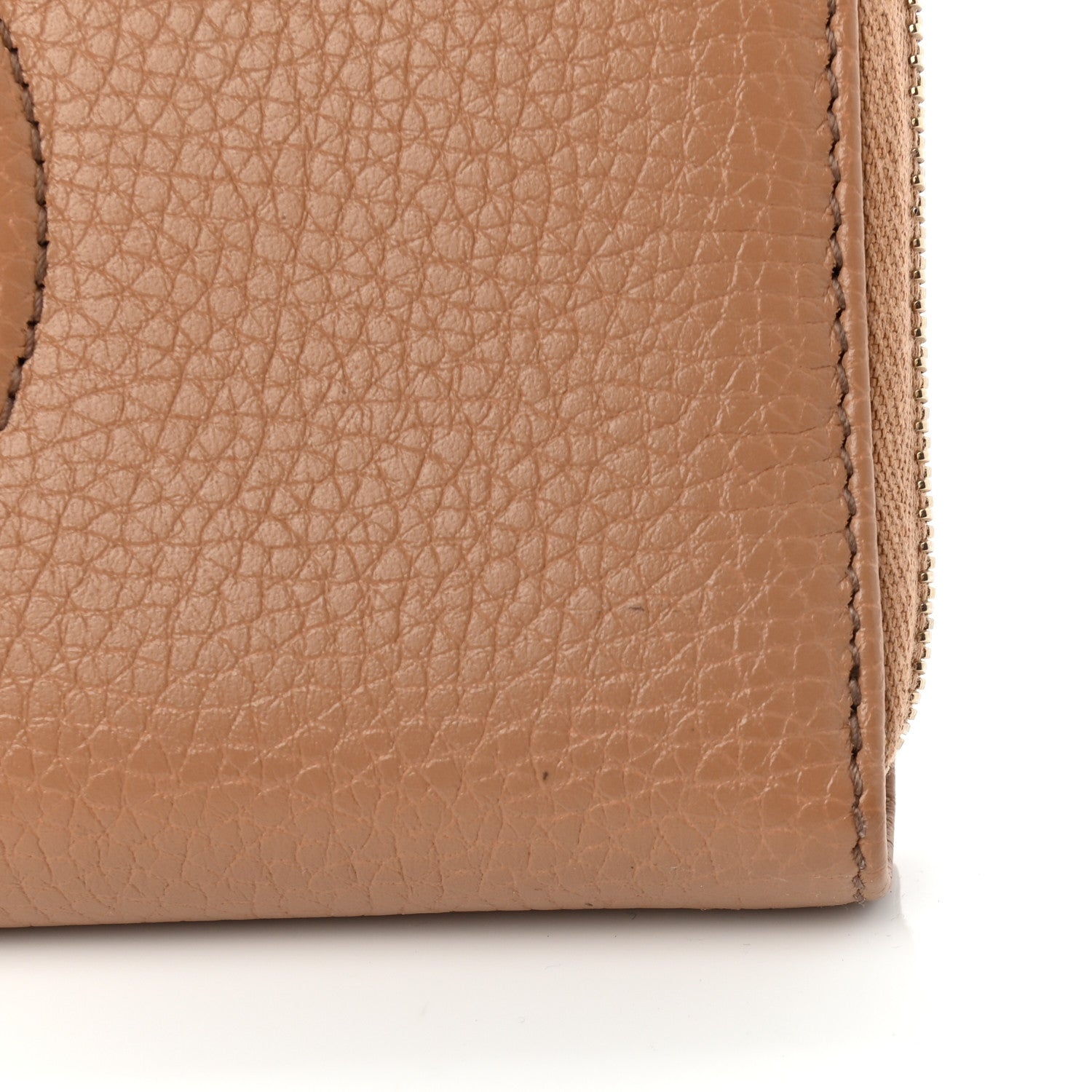 Gucci Pebbled Calfskin Soho Zip Around Wallet Camelia 8 of 8