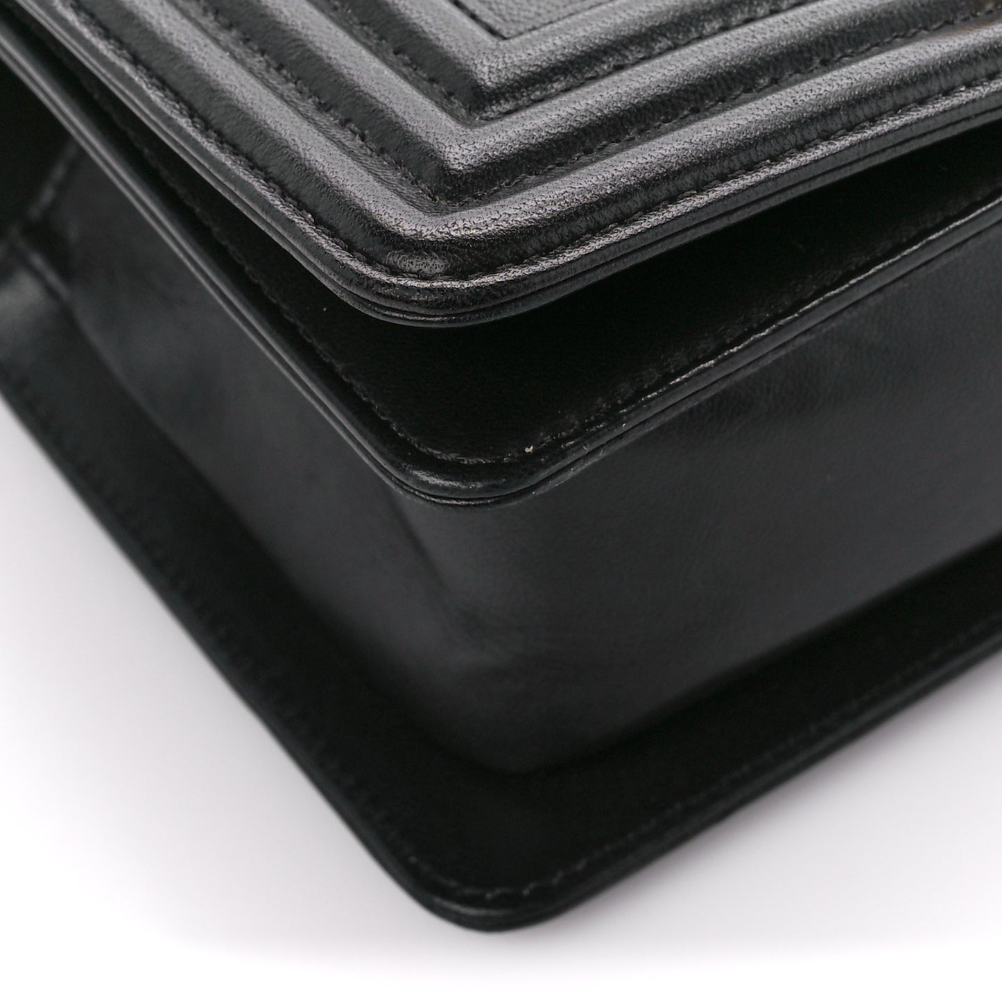 Lambskin Quilted Small Boy Flap Black