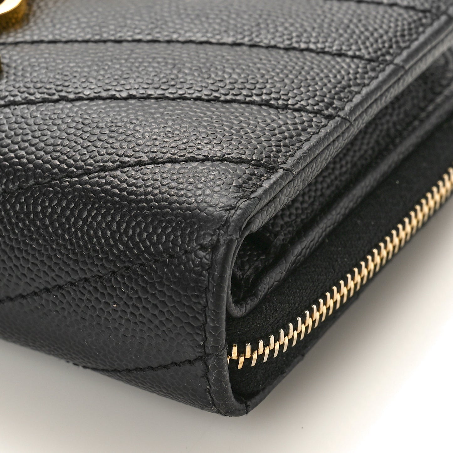 Grain De Poudre Matelasse Chevron Monogram Compact Zip Around Wallet Black