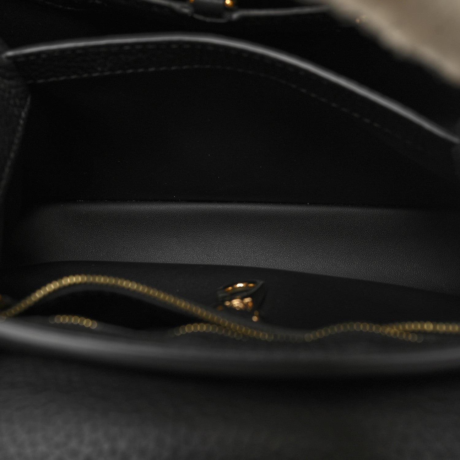 Louis Vuitton Taurillon Shearling Enamel Blossoms Capucines BB Black 6 of 10