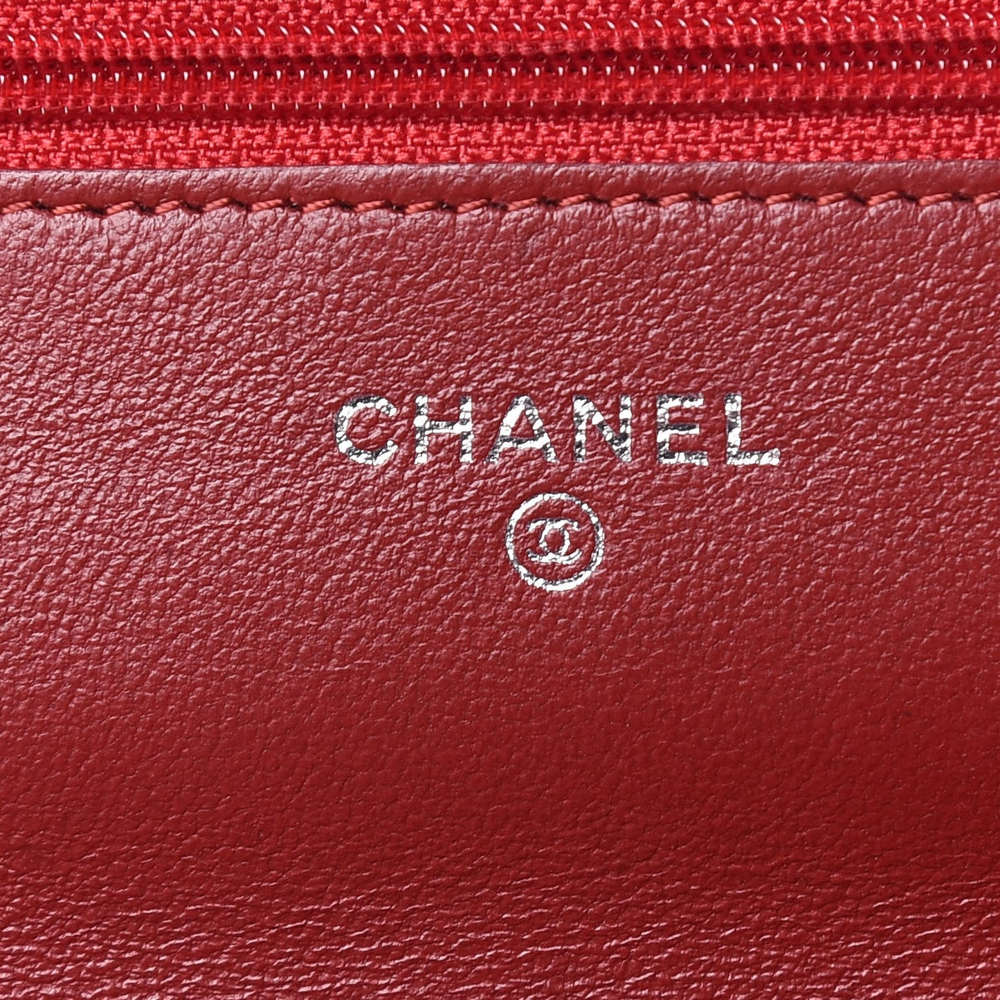 Lambskin Quilted Wallet On Chain WOC Red