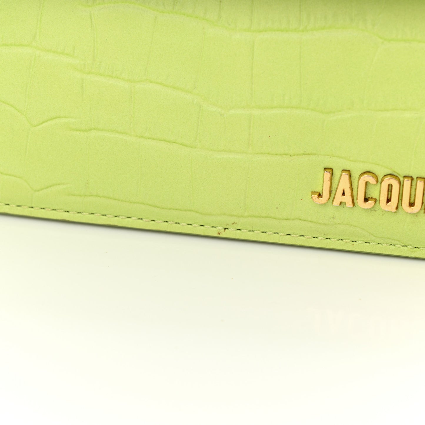 Calfskin Crocodile Embossed Le Chiquito Moyen Light Green