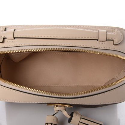 Louis Vuitton Monogram Saintonge Creme 5 of 7
