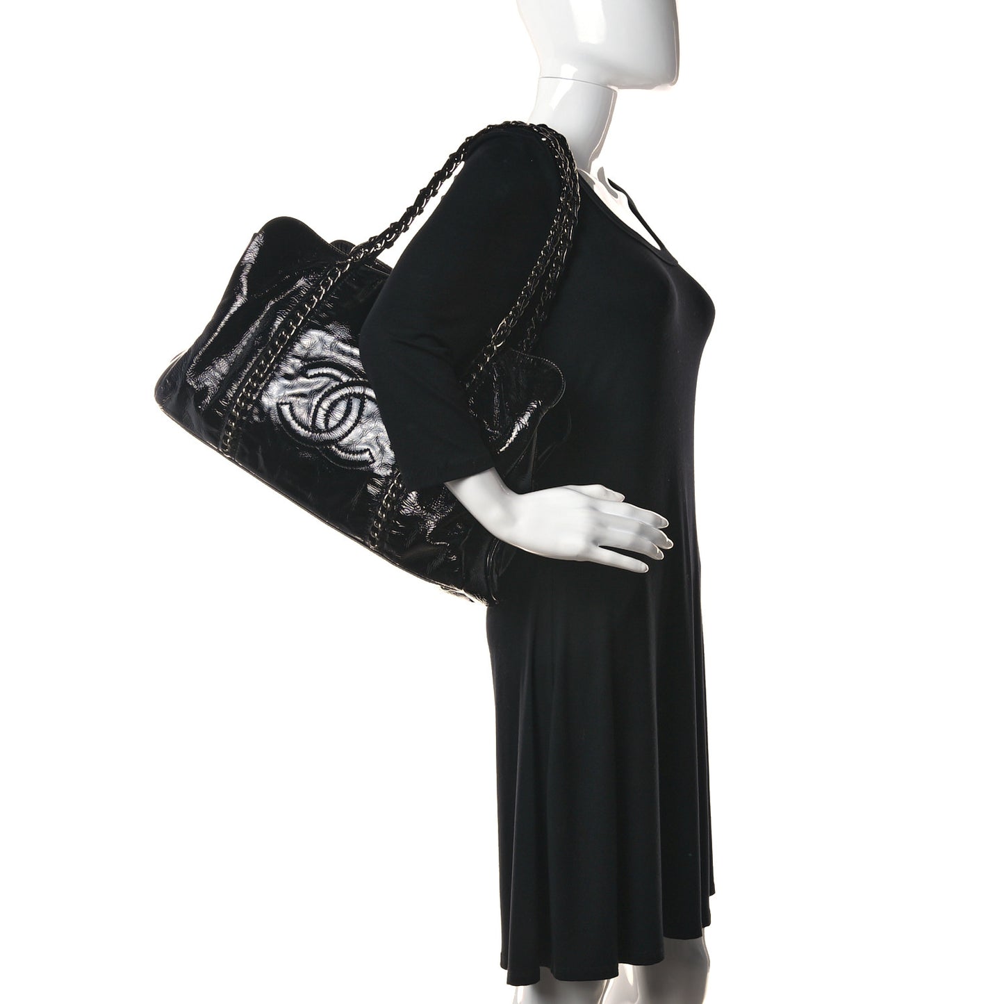 Patent Calfskin Large Luxe Ligne Tote Black