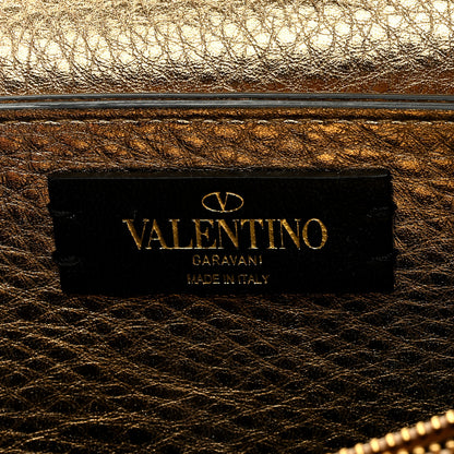 Valentino Garavani Pebbled Calfskin Rockstud Flap Wallet On Chain Soft Gold 6 of 9