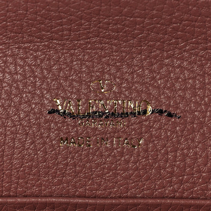 Valentino Garavani Pebbled Calfskin Rockstud Flip Lock Wallet On Chain English Rose 5 of 8