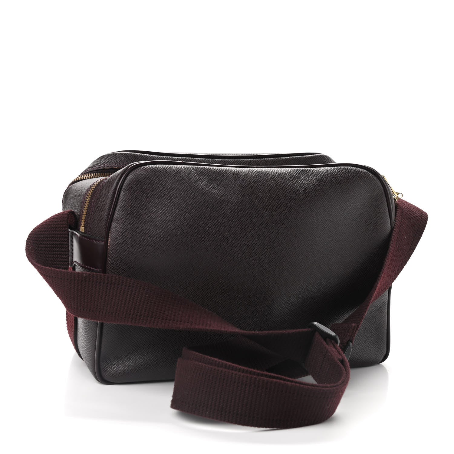 Louis Vuitton Taiga Reporter Messenger Acajou 3 of 14