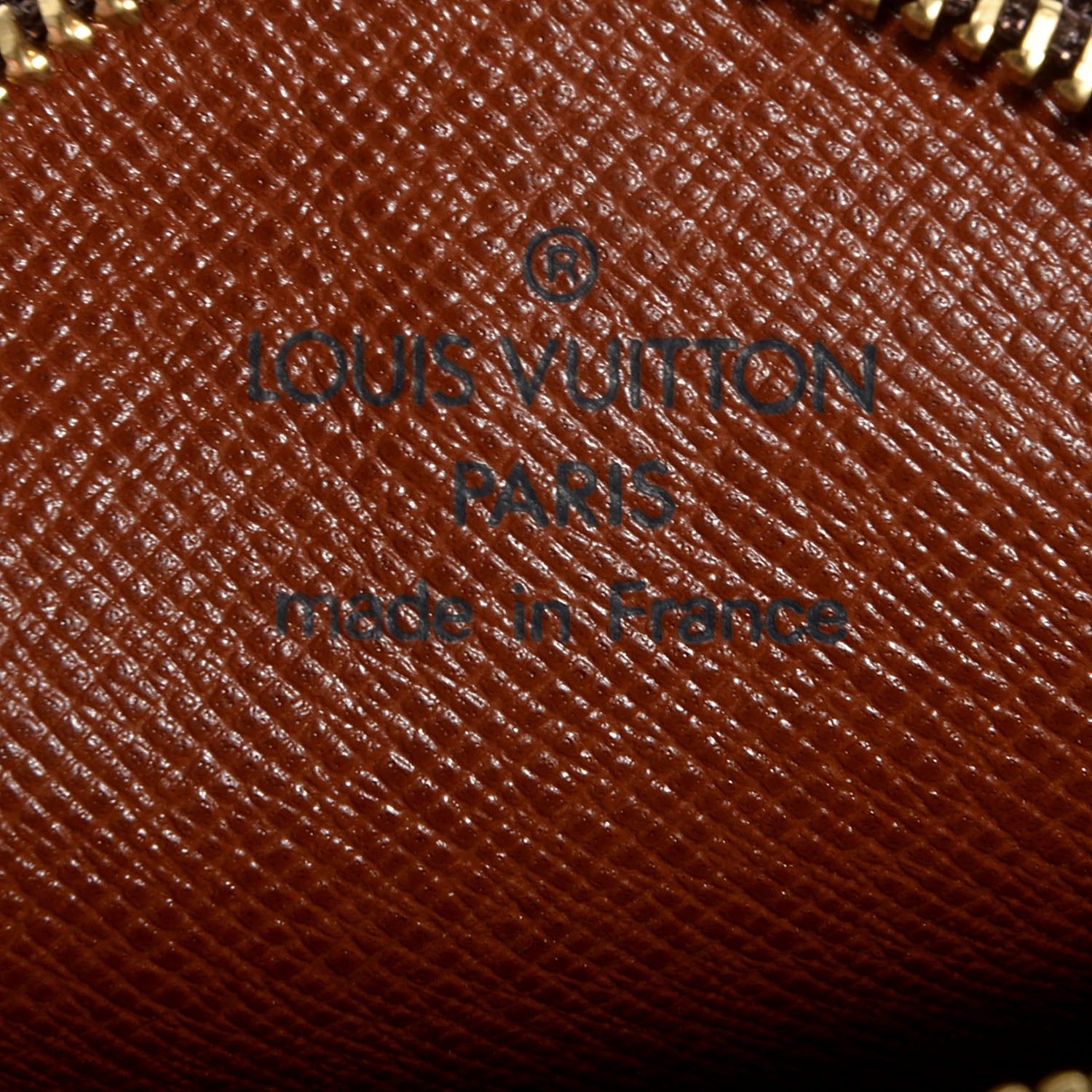 Louis Vuitton Monogram Round Coin Purse 6 of 7