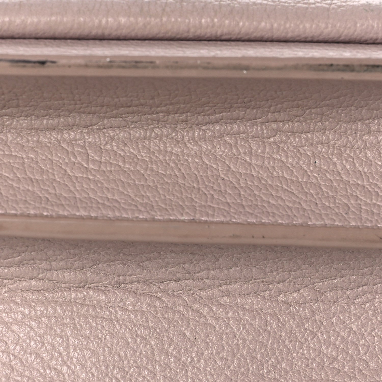 Saint Laurent Grained Calfskin Medium Monogram Marble Pink 10 of 23