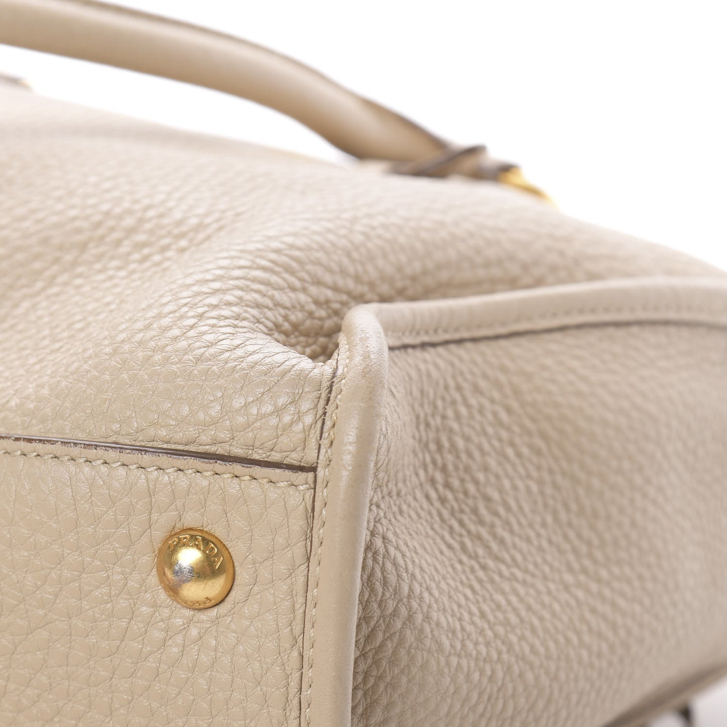Vitello Daino Shopping Satchel Cammeo