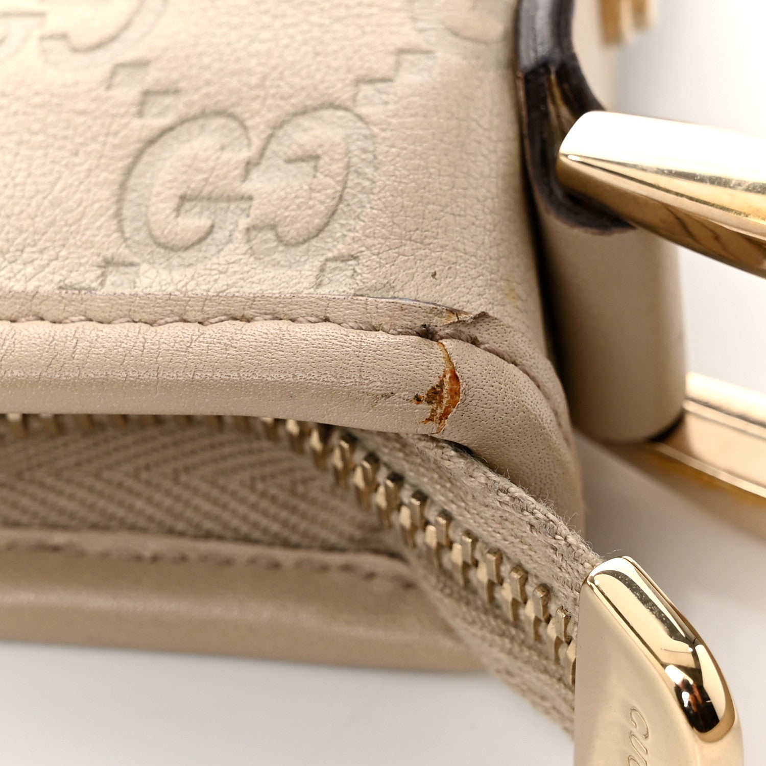 Gucci Guccissima Abbey Messenger Bag Off White 11 of 15