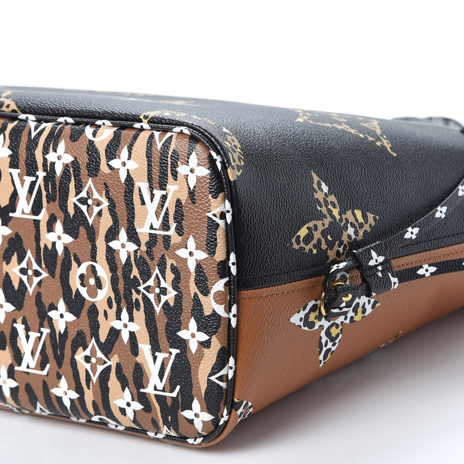 Louis Vuitton Monogram Giant Jungle Neverfull MM Black 6 of 9