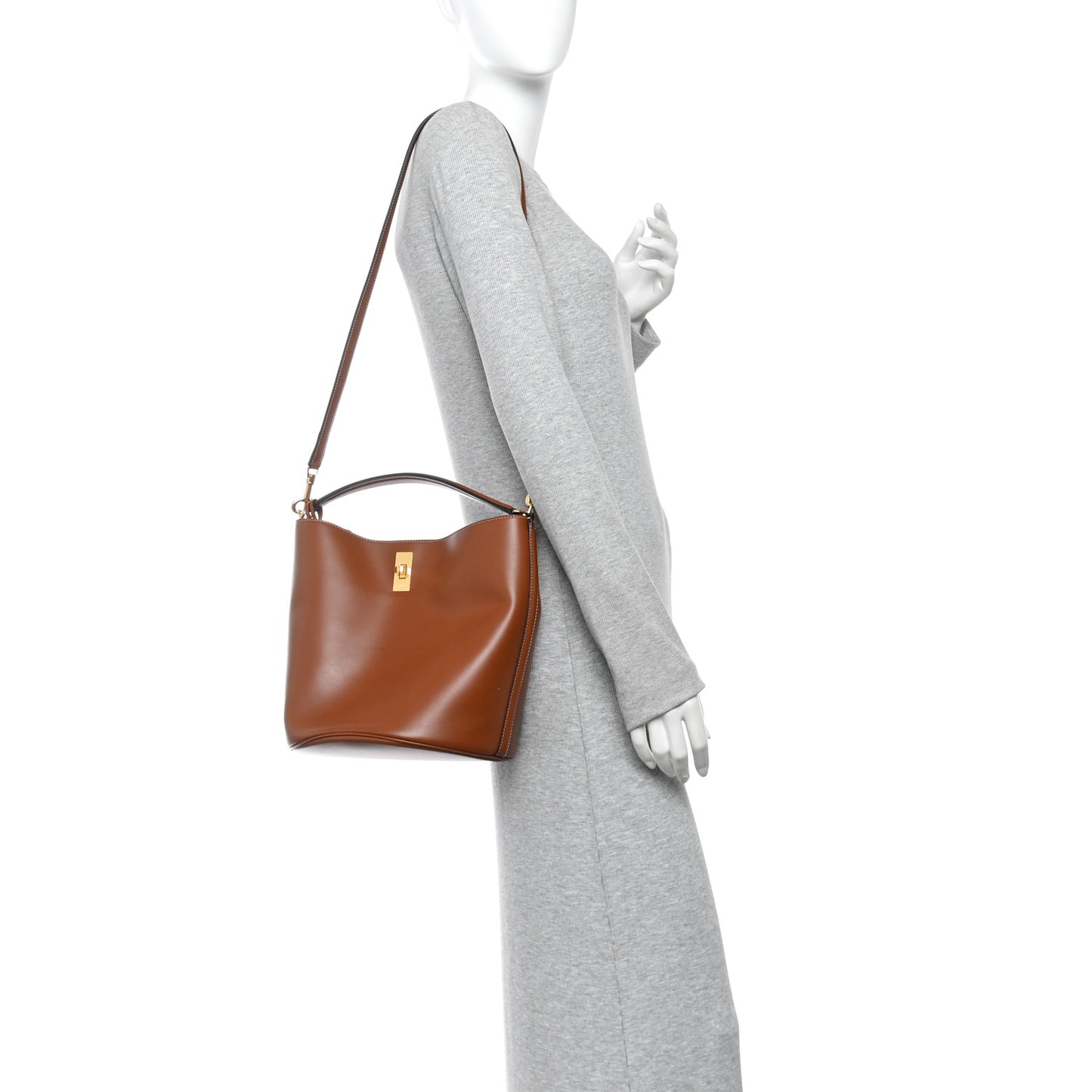 Smooth Calfskin Bucket 16 Bag Tan