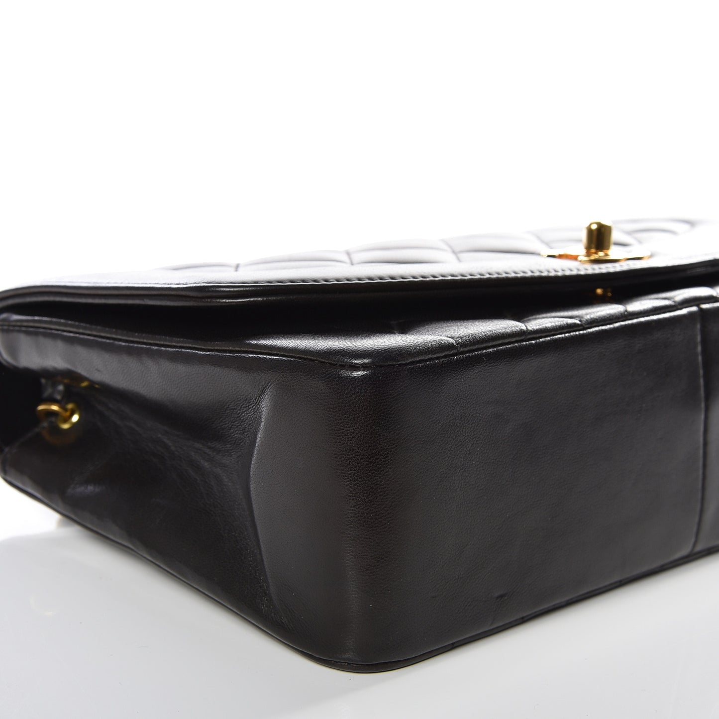 Lambskin Quilted Medium Single Flap Black