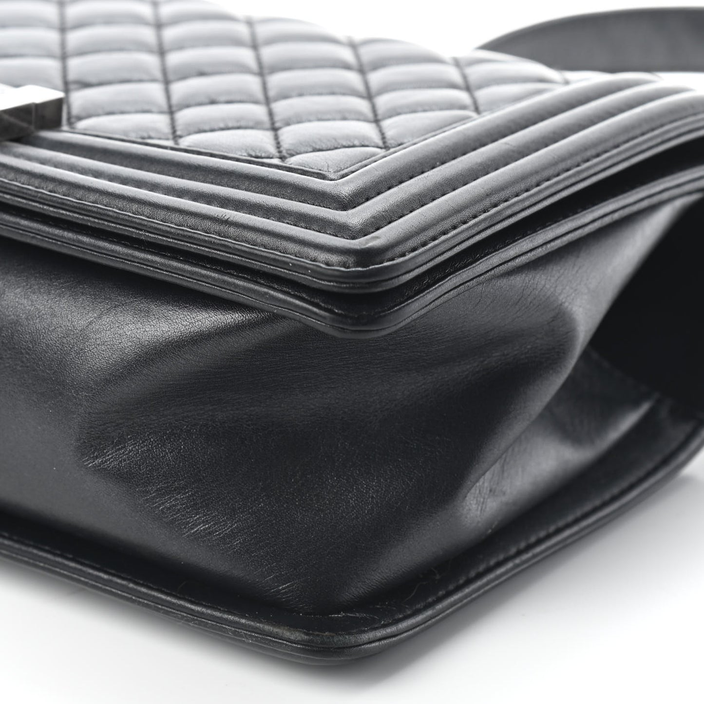 Calfskin Quilted Medium Boy Flap Black
