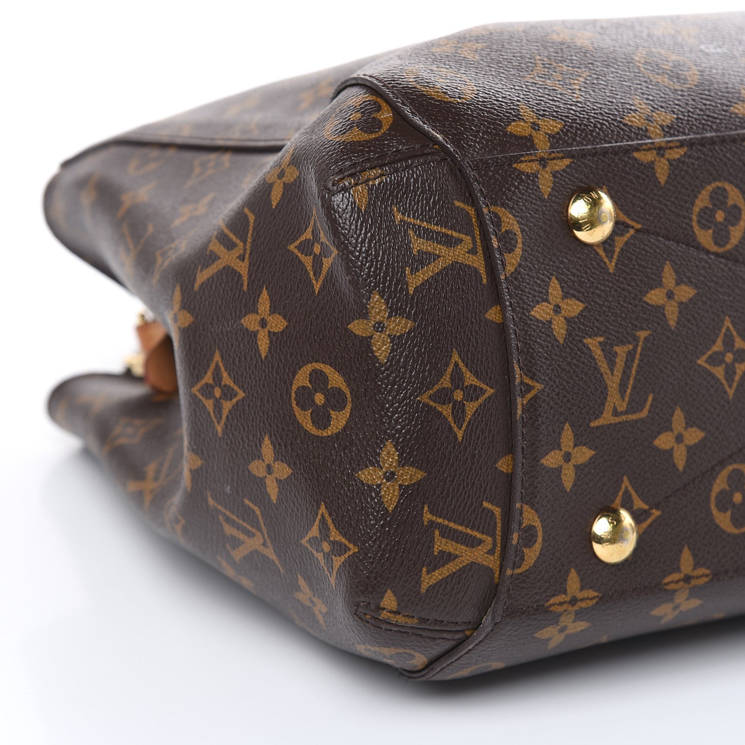 Louis Vuitton Monogram Montaigne GM 11 of 16
