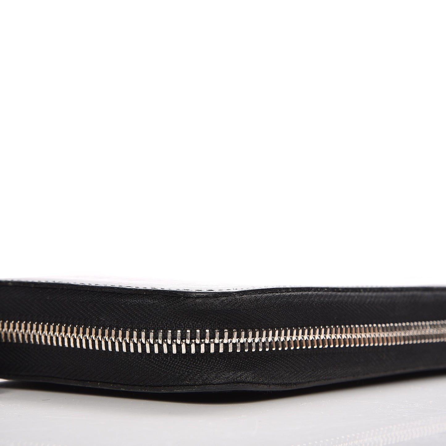Epi Zippy Organizer Wallet Black