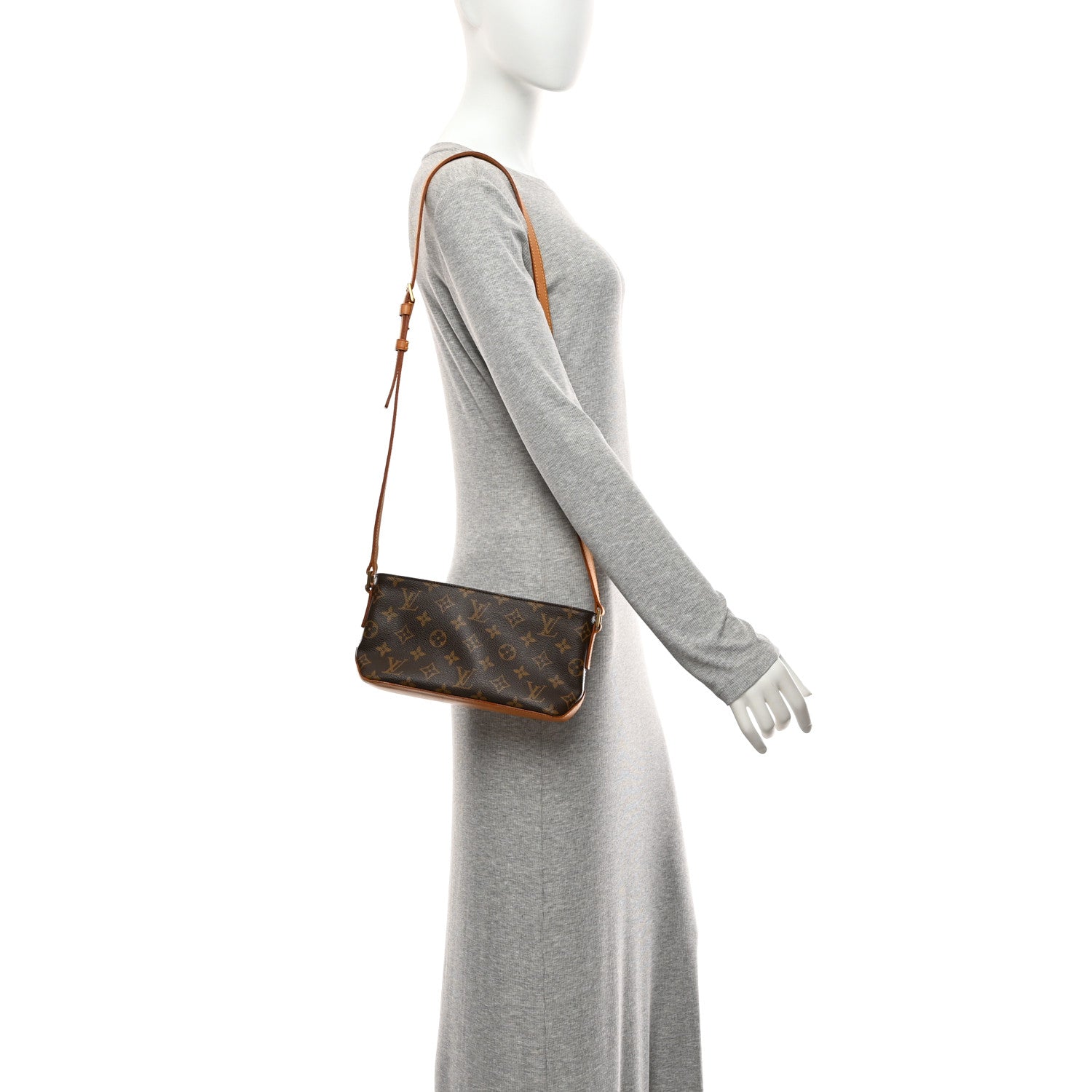 Louis Vuitton Monogram Trotteur 2 of 10