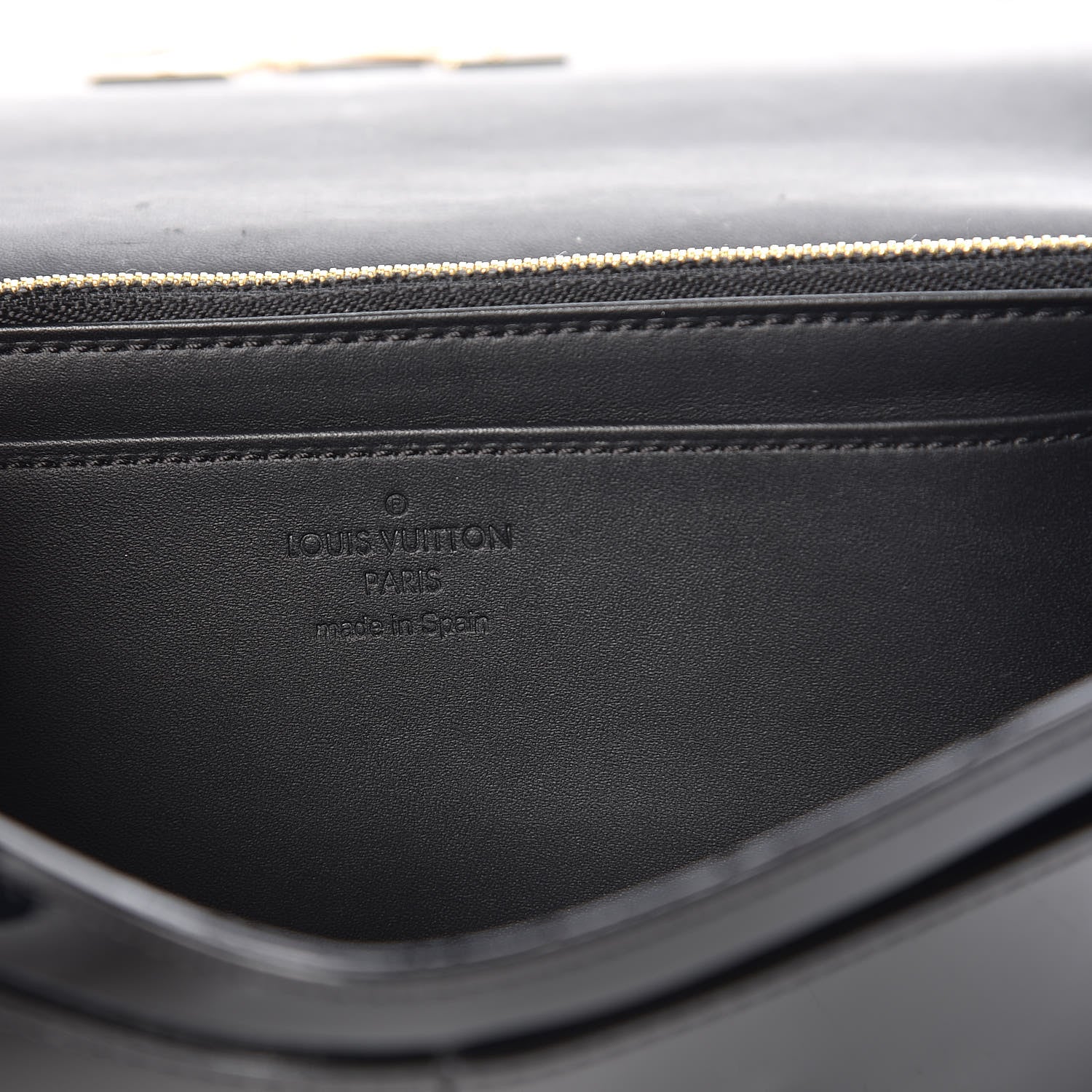 Louis Vuitton Patent Louise Clutch Black 7 of 11