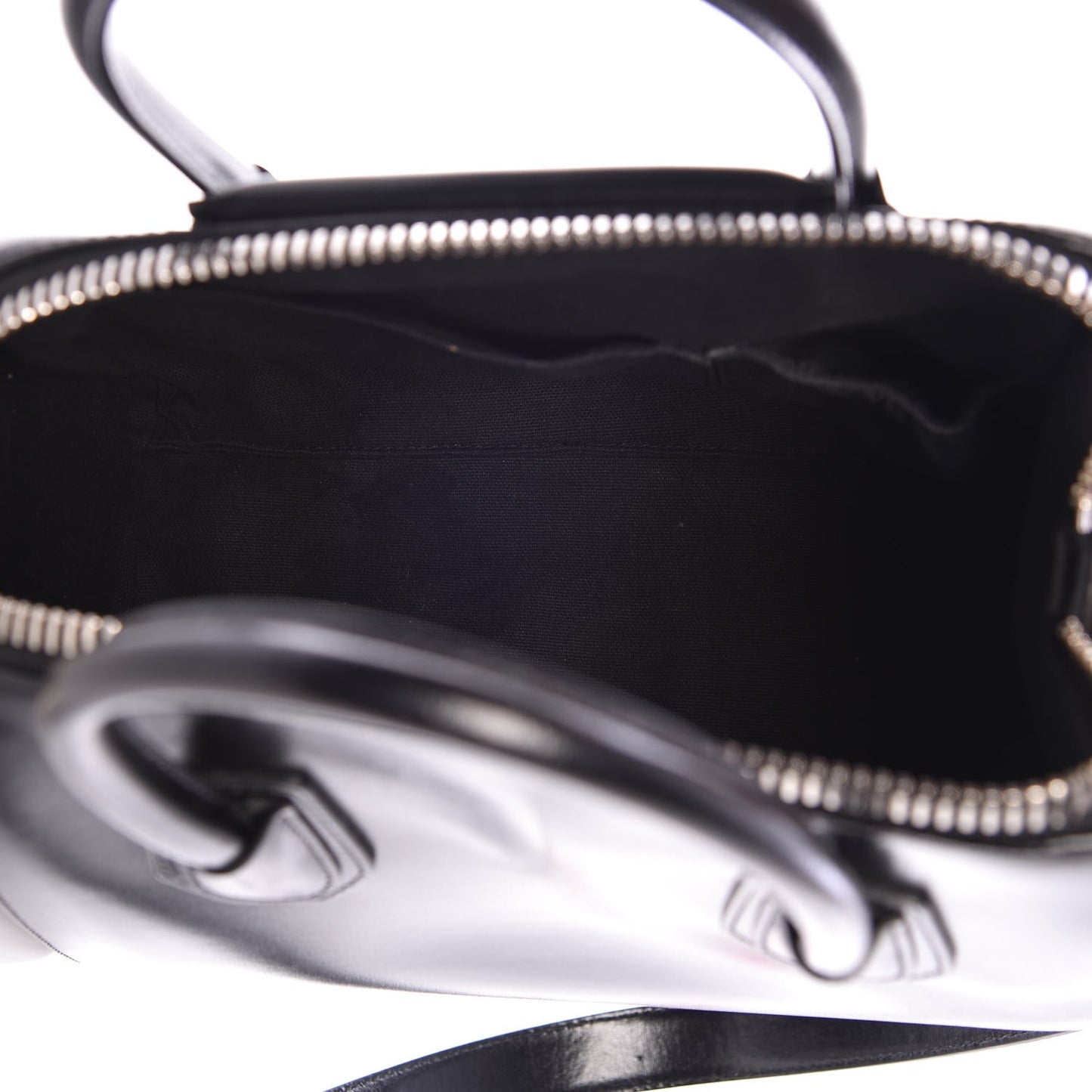 Shiny Lord Calfskin Small Antigona Black