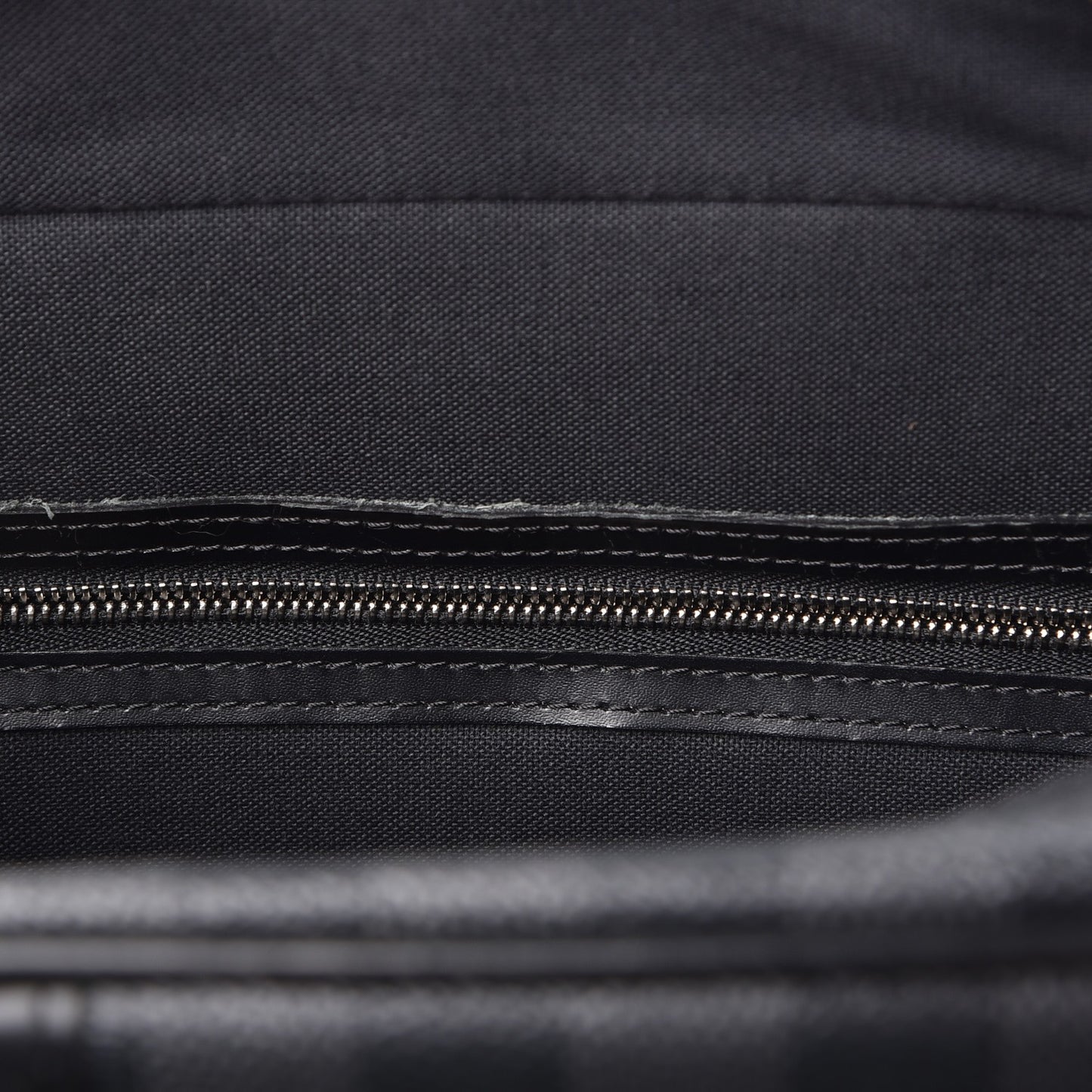 Damier Graphite Porte-Documents Voyage GM