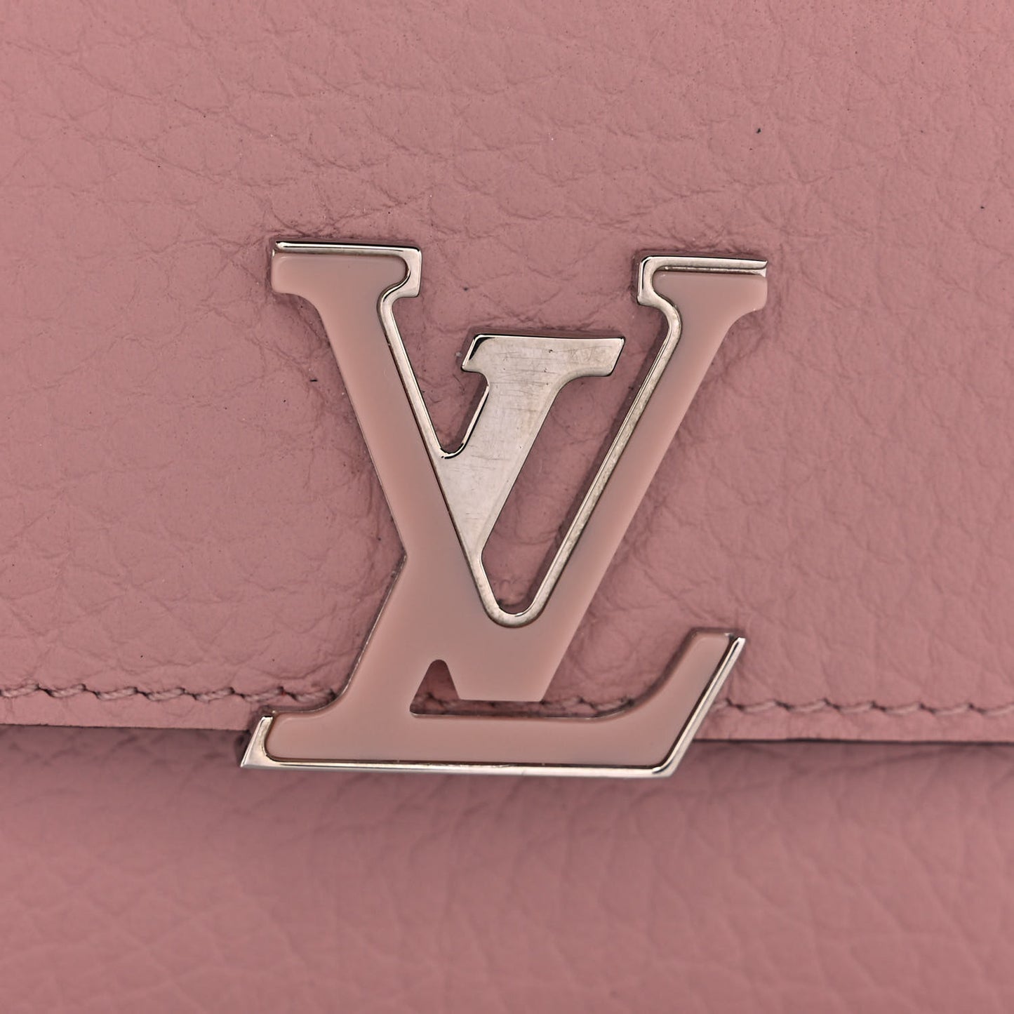 Taurillon Capucines Compact Wallet Magnolia