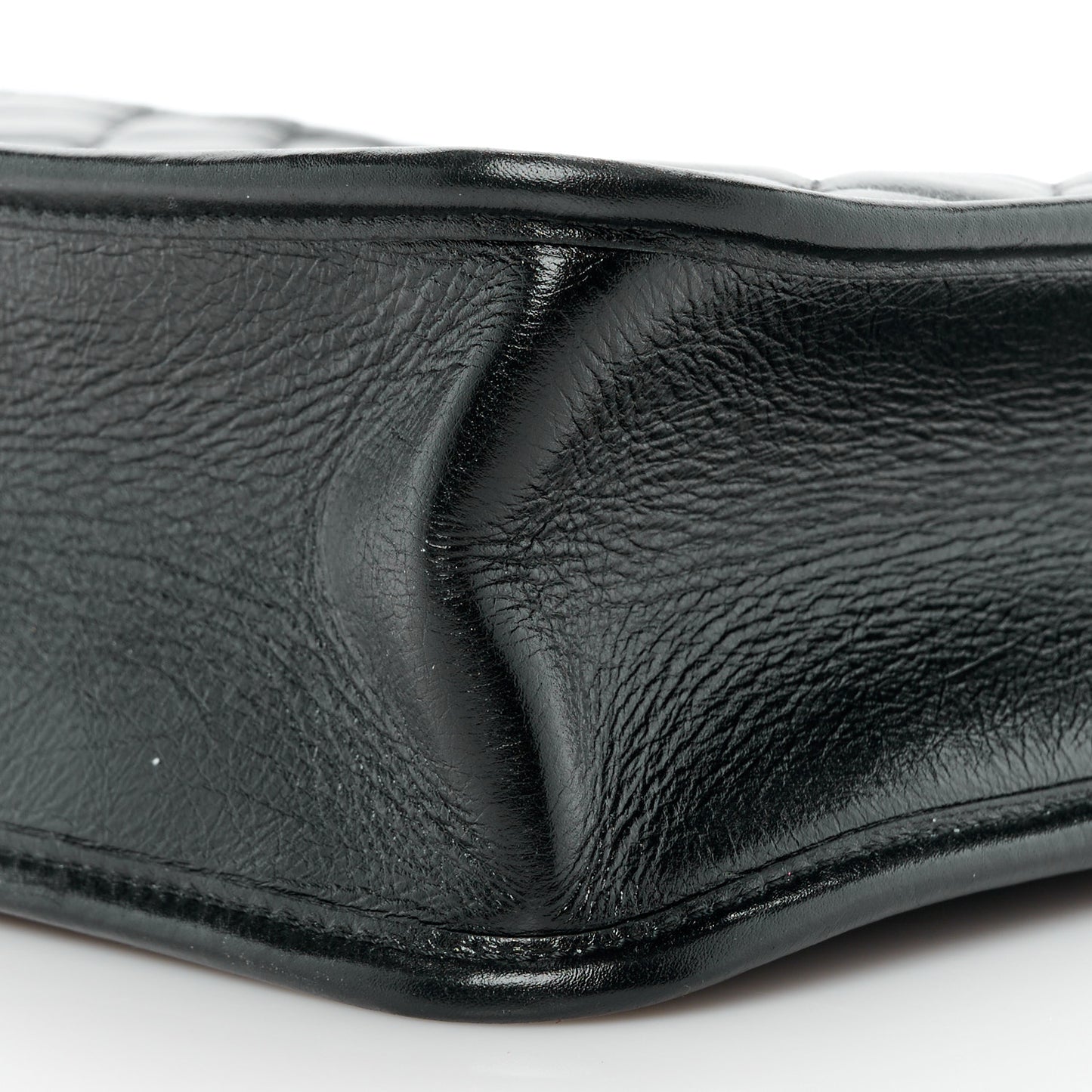 Aged Calfskin Quilted Large Working Vibe Camera Case Black