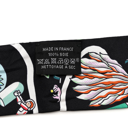 Hermes Silk Exposition Universelle Plumetis Twilly Black Vert Orange Fonce 3 of 4