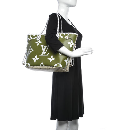 Louis Vuitton Monogram Giant Neverfull MM Kaki 2 of 8