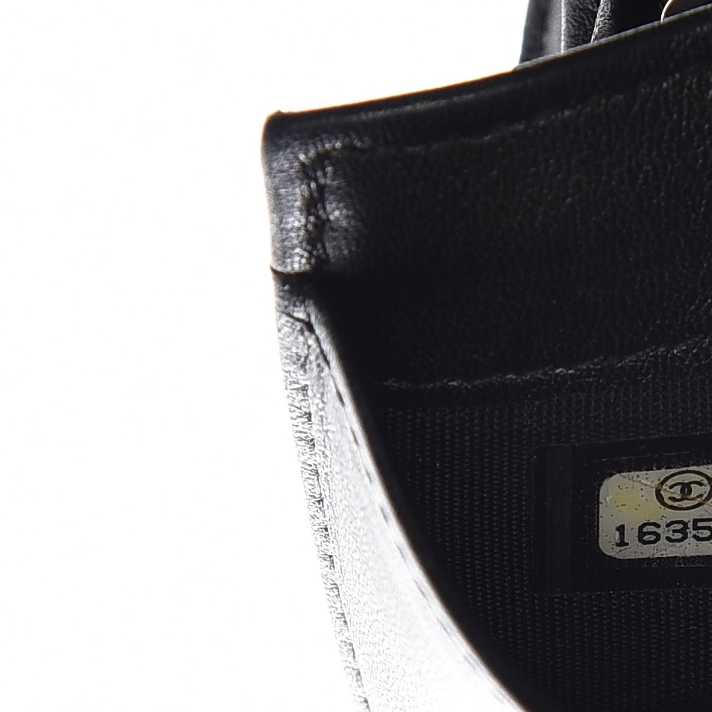 Caviar Timeless CC Yen Wallet Black