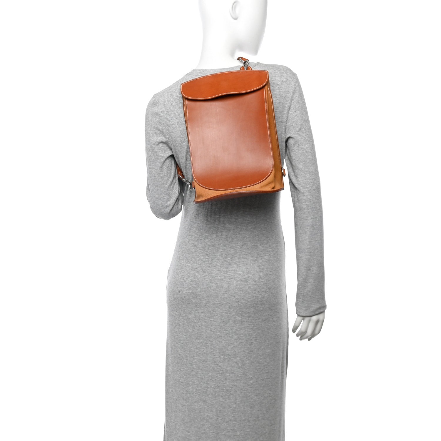 Hermes Barenia Peau Porc Sacoche Pour Selle Backpack Fauve 3 of 10