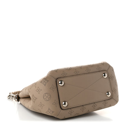 Louis Vuitton Mahina Babylone Chain BB Galet 4 of 10