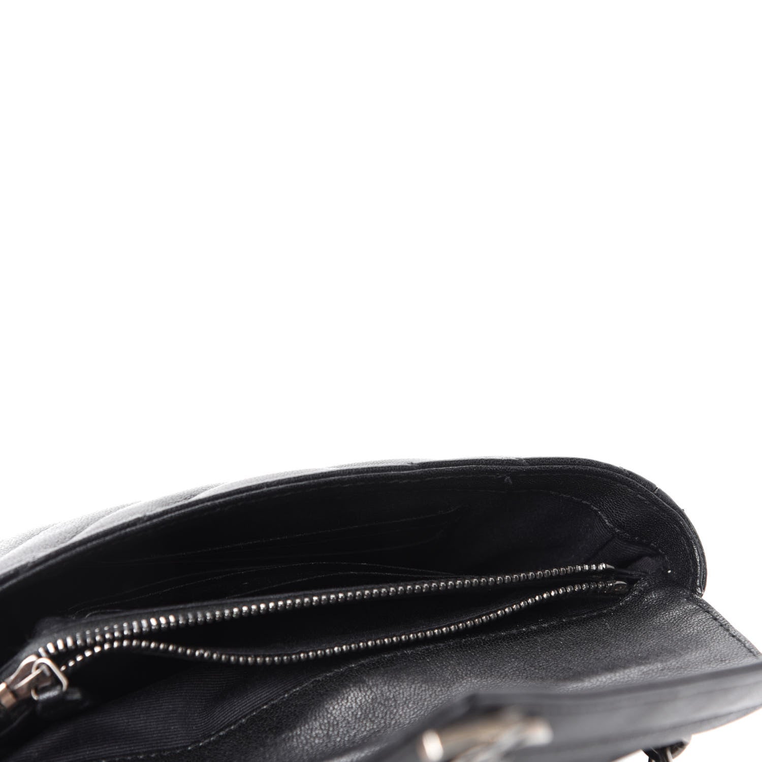 Saint Laurent Sheepskin Matelasse Chevron Monogram College Chain Wallet Black 5 of 13