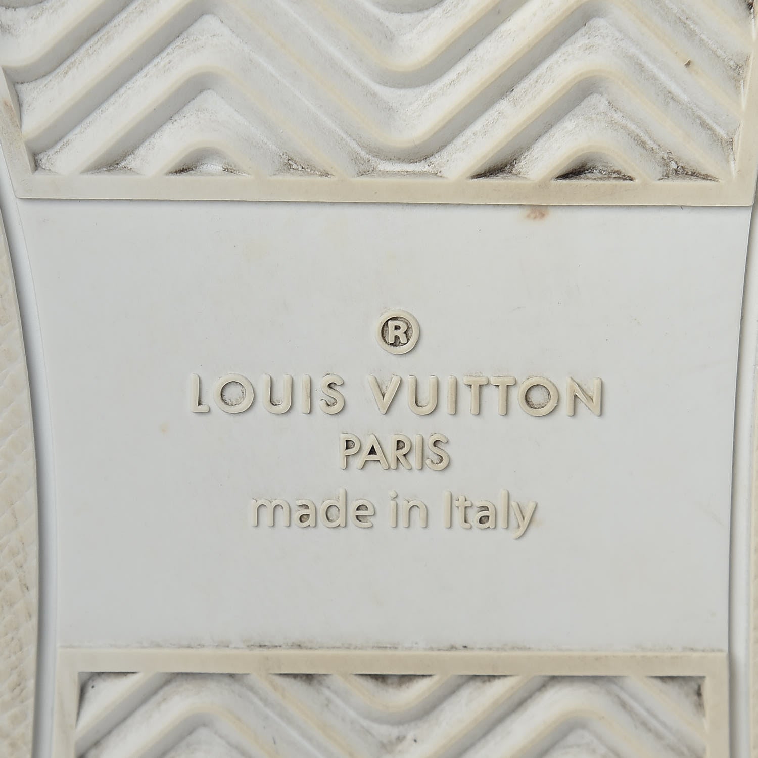 Louis Vuitton Calfskin Monogram Rivoli High Top Sneakers 10 White 8 of 22