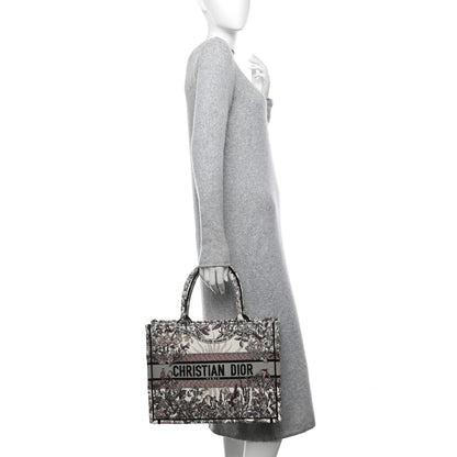 Christian Dior Canvas Embroidered Medium 4 Saisons Hiver Soleil Book Tote Multicolor 2 of 13