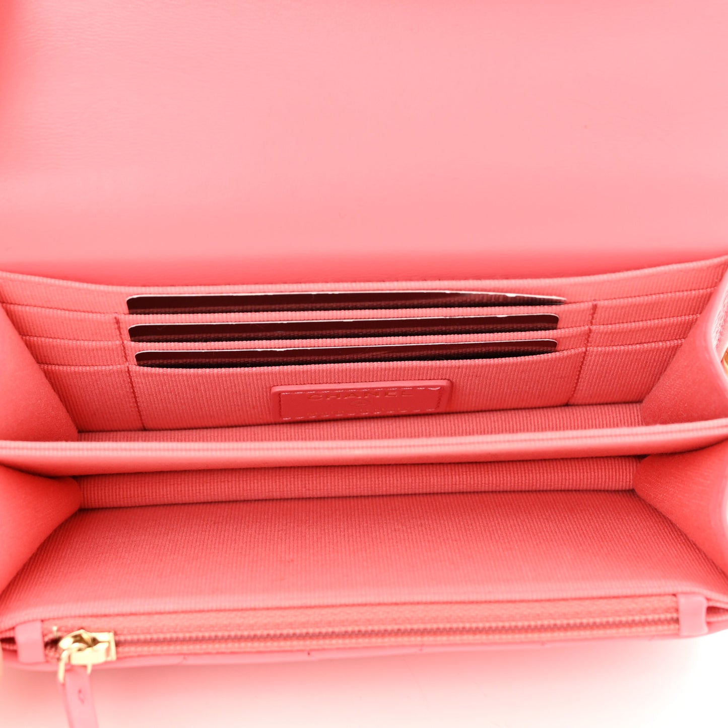 Lambskin Enamel Quilted Pending CC Clutch With Chain Pink