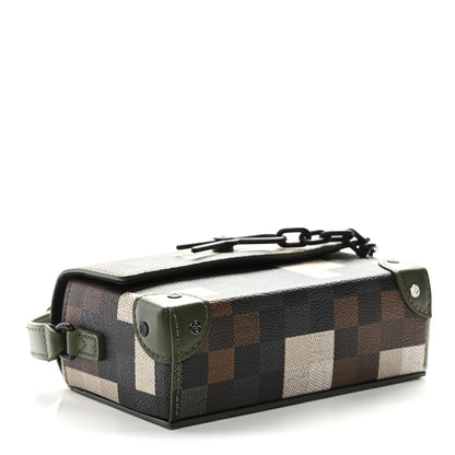 Louis Vuitton Damoflage Steamer Wearable Wallet Green 4 of 9