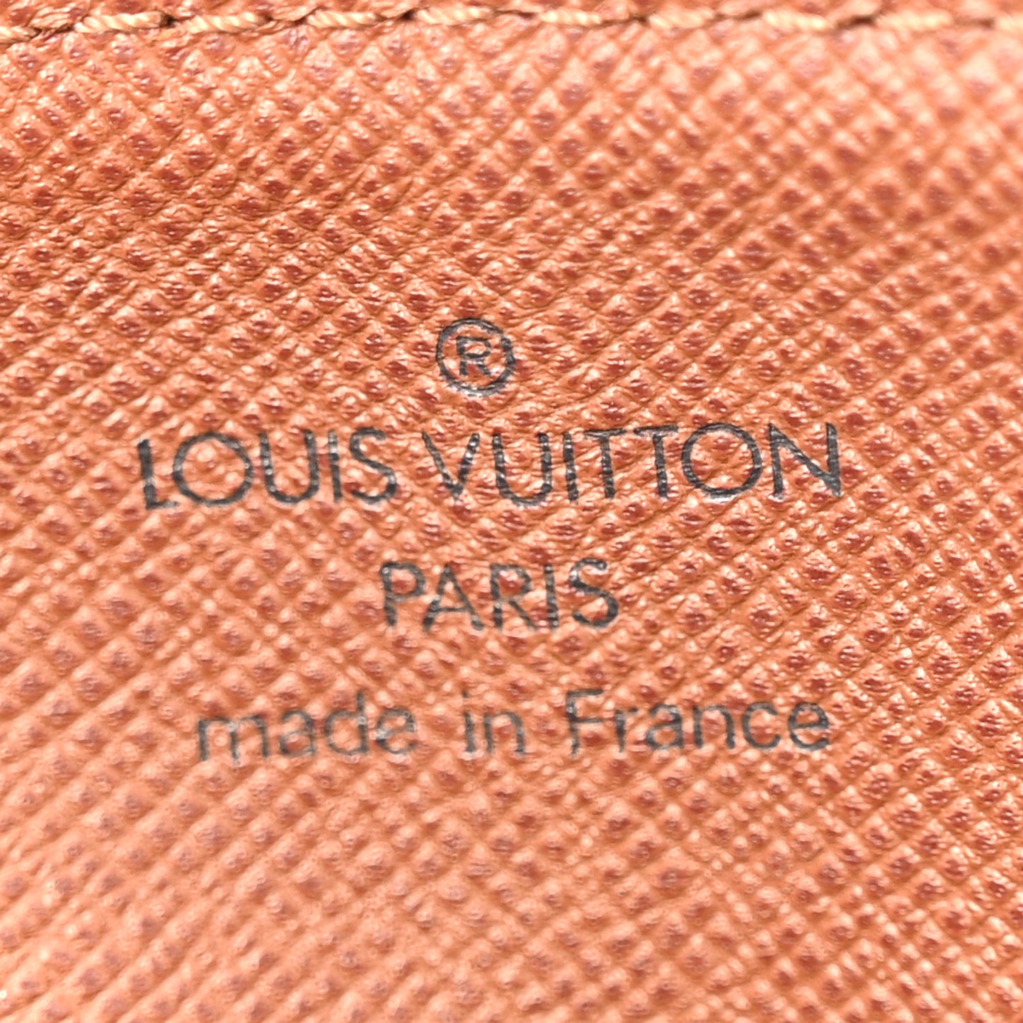 Monogram Papillon 26