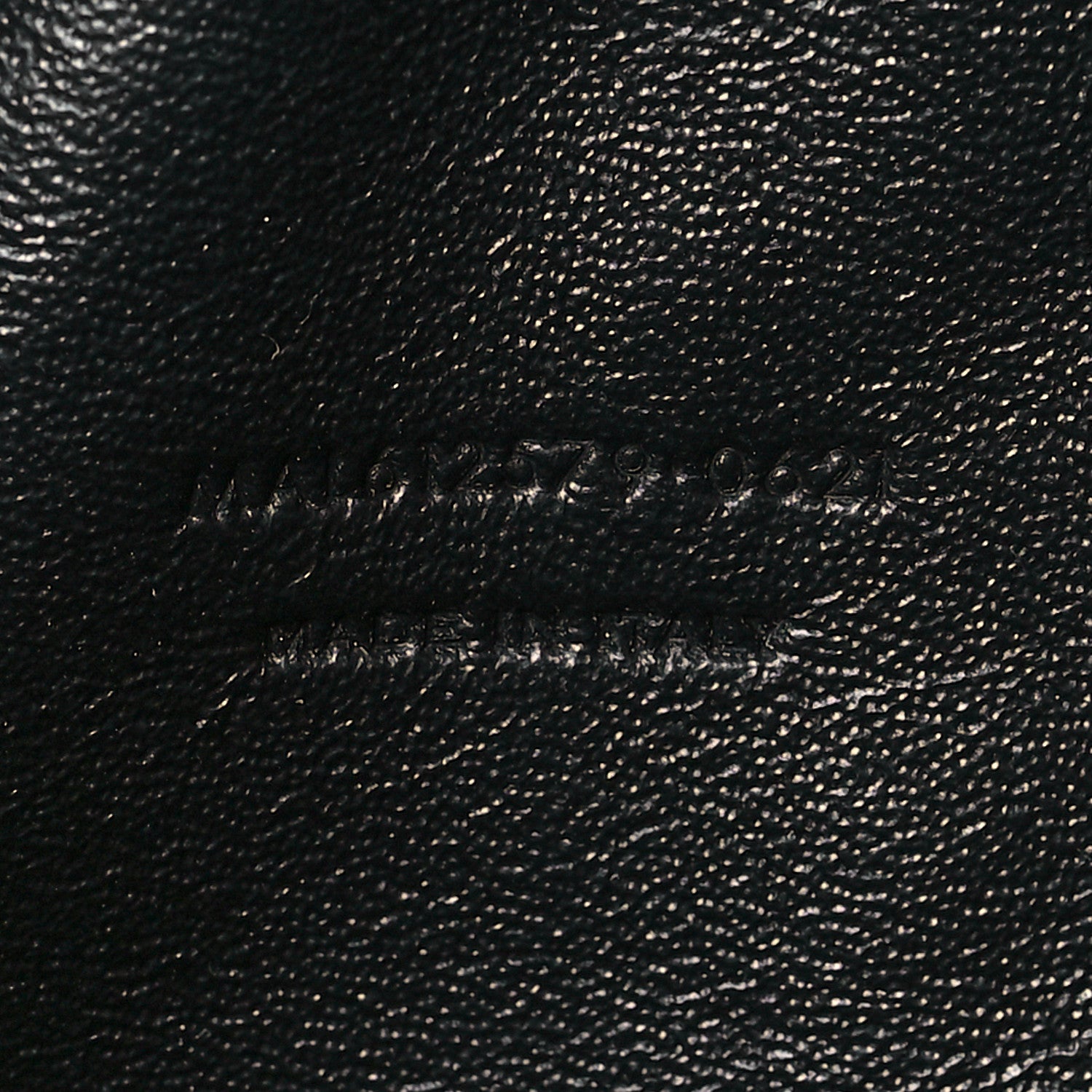 Saint Laurent Grain De Poudre Matelasse Monogram Mini Lou Camera Bag Dune 6 of 9