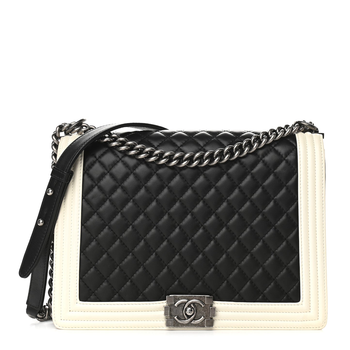 Lambskin Quilted Large Boy Flap Black White